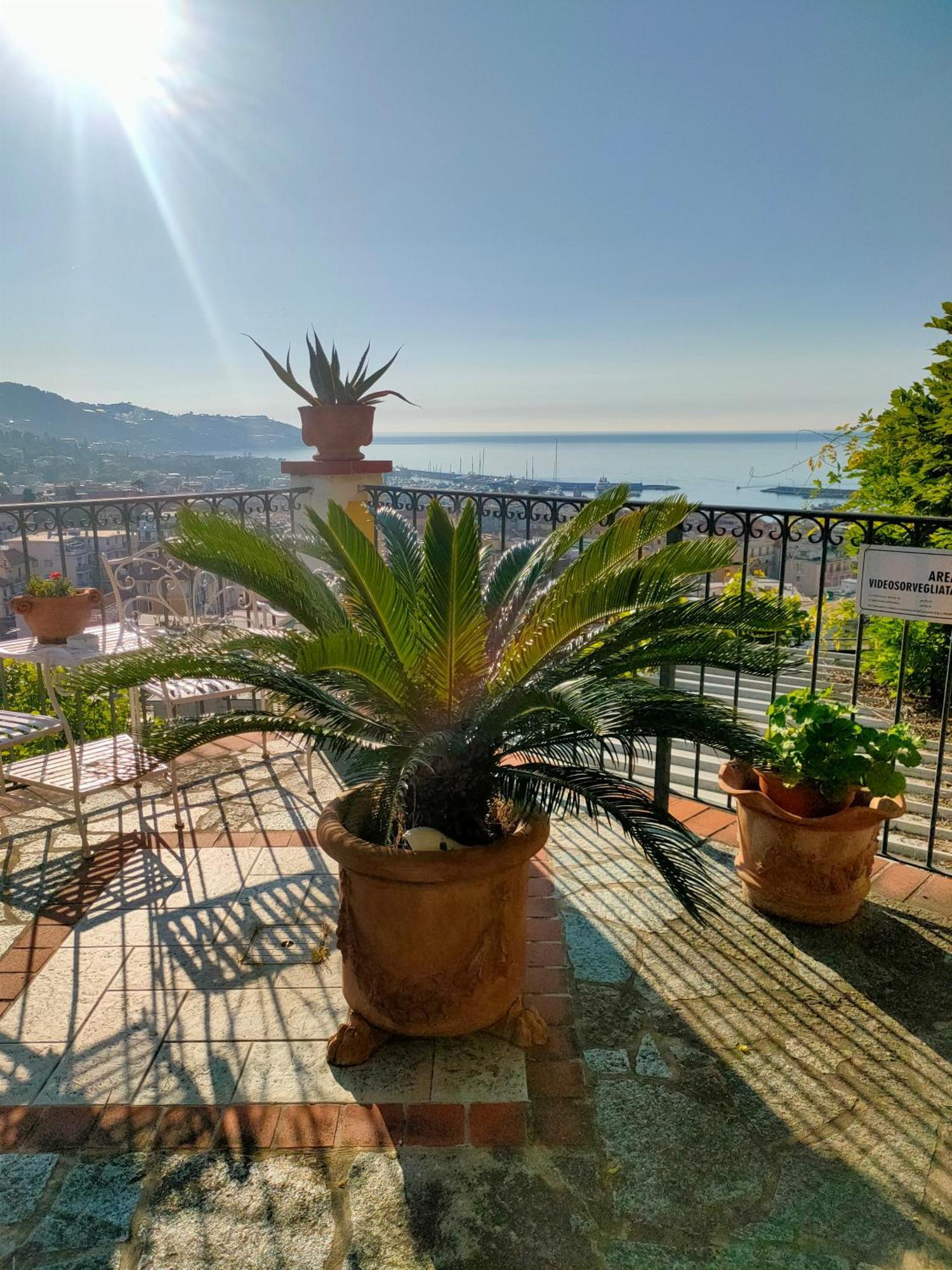 La Casa Del Sole Otel Sanremo Dış mekan fotoğraf